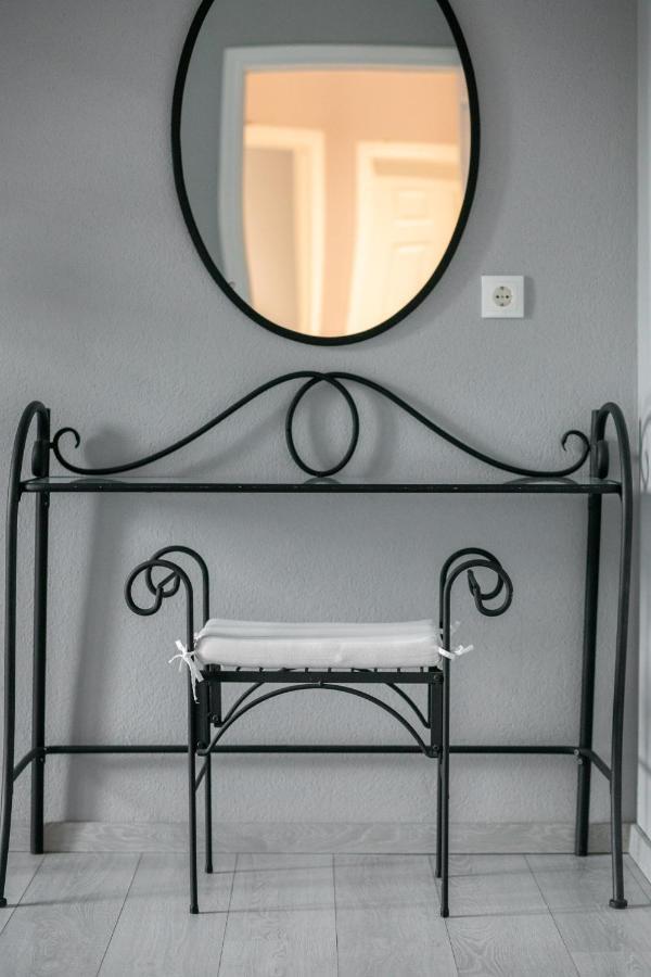 Apartmani Dijana ポドゥゴラ エクステリア 写真
