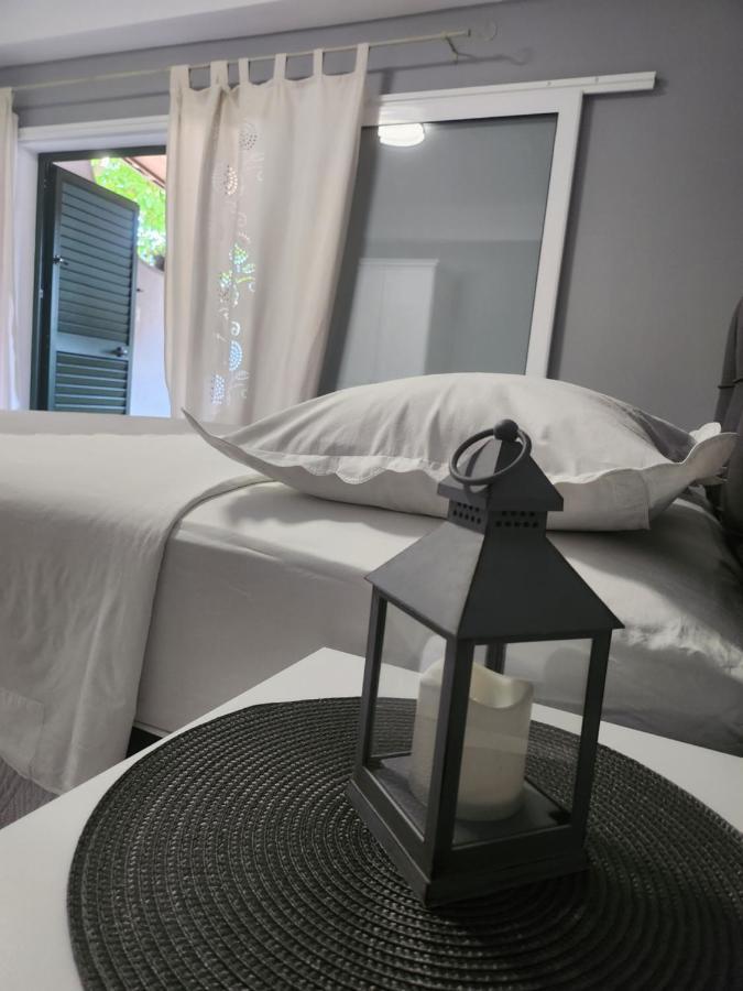 Apartmani Dijana ポドゥゴラ エクステリア 写真